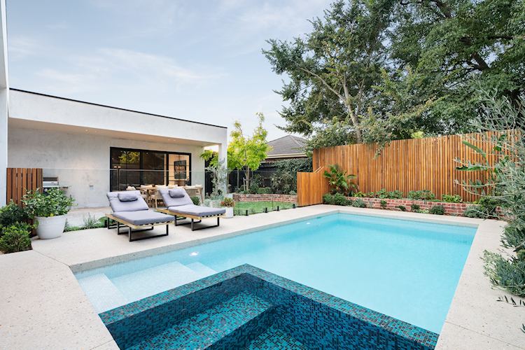 Mitcham Swimming Pool & Spa Build