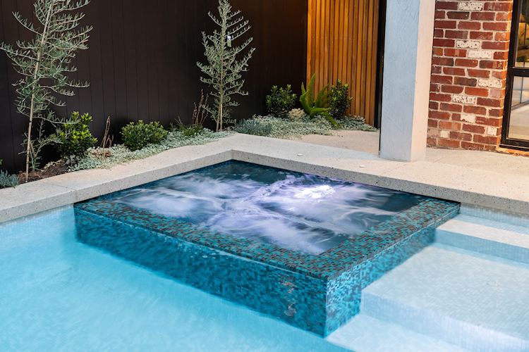 Mitcham Swimming Pool & Spa Build