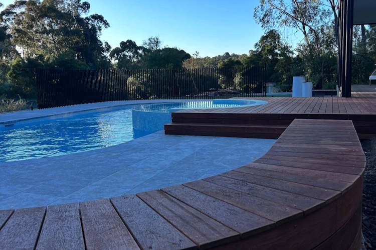 Why Choose Professional Pool Design & Installation Services